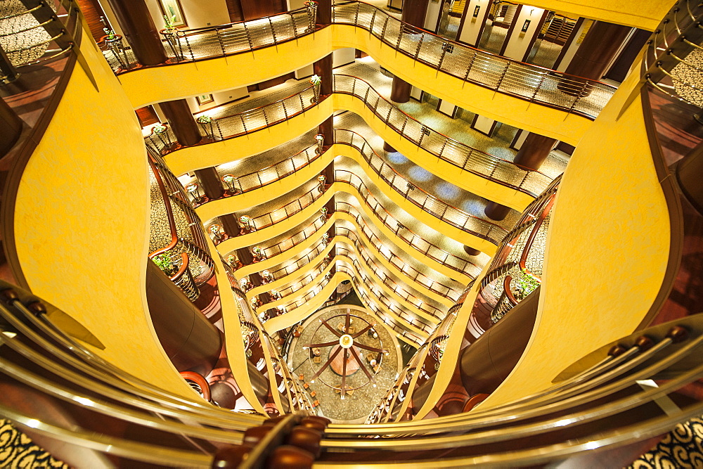 Lobby of the Dusit Thani Hotel, Dubai, United Arab Emirates, Middle East