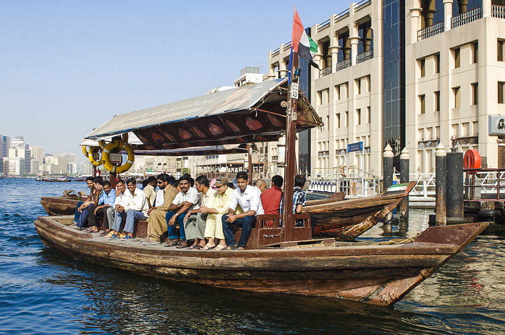 Abra or water taxi at Dubai Creek, Al Hamriya District, Dubai, United Arab Emirates, Middle East