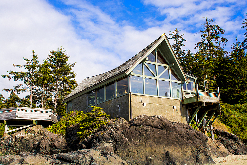 Kwisitis Visitor Centre sign, South Beach, Pacific Rim National Park Reserve, Ucluelet, Vancouver Island, British Columbia, Canada.