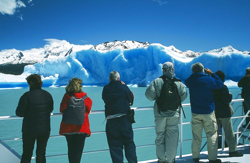 ARGENTINA Santa Cruz Province Los Glaciares  Iceburg viewing in the National Park Lago Argentino Brazo Upsala.