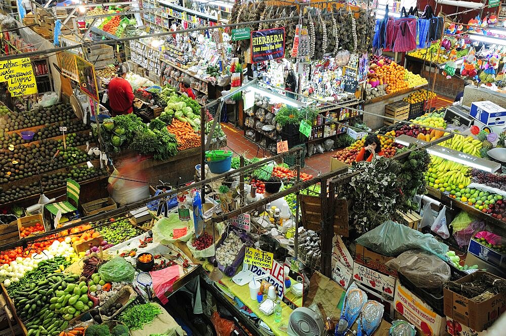 Mexico, Jalisco, Guadalajara, Mercado Libertad Vegetable market stalls displays and vendors.