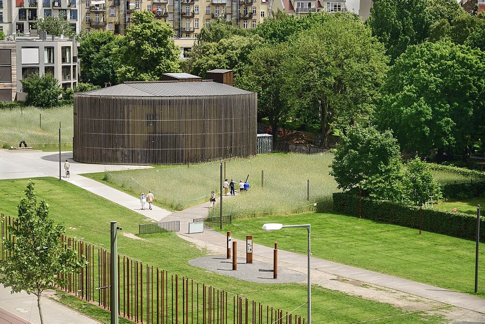 Germany, Berlin, Gedenkstatte Berliner Mauer also known as the Berlin Wall Memorial Exhibition at Bernauer Strasse, the restored Chapel of Reconciliation which was once within the death strip and thus was demolished in 1985.