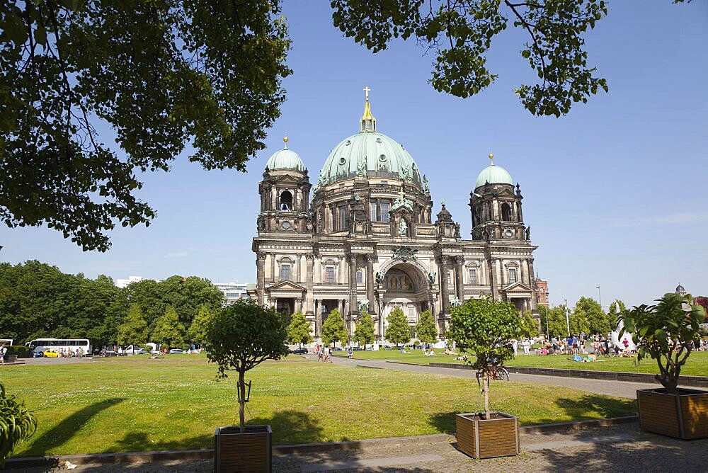 Germany, Berlin, Mitte, Berliner Dom Cathedral.