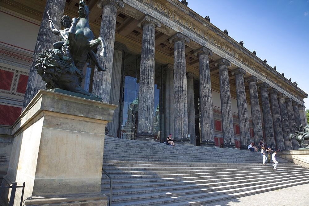 Germany, Berlin, Mitte, Museum Island, Altes Musuem exterior.