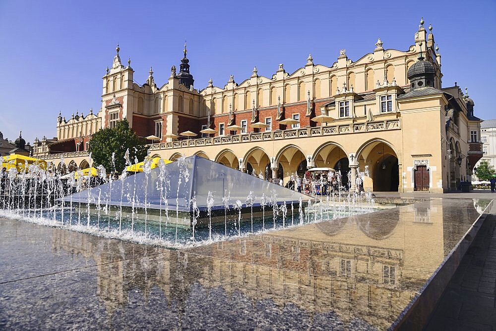 Poland, Krakow, Rynek Glowny or Main Market Square, General view of the square with Sukiennice or The Cloth Hall.