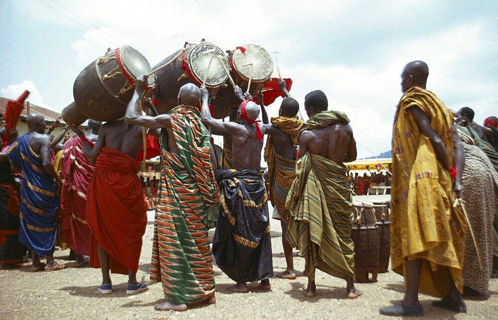 GHANA People Ashanti Group of Ashanti funeral drummers