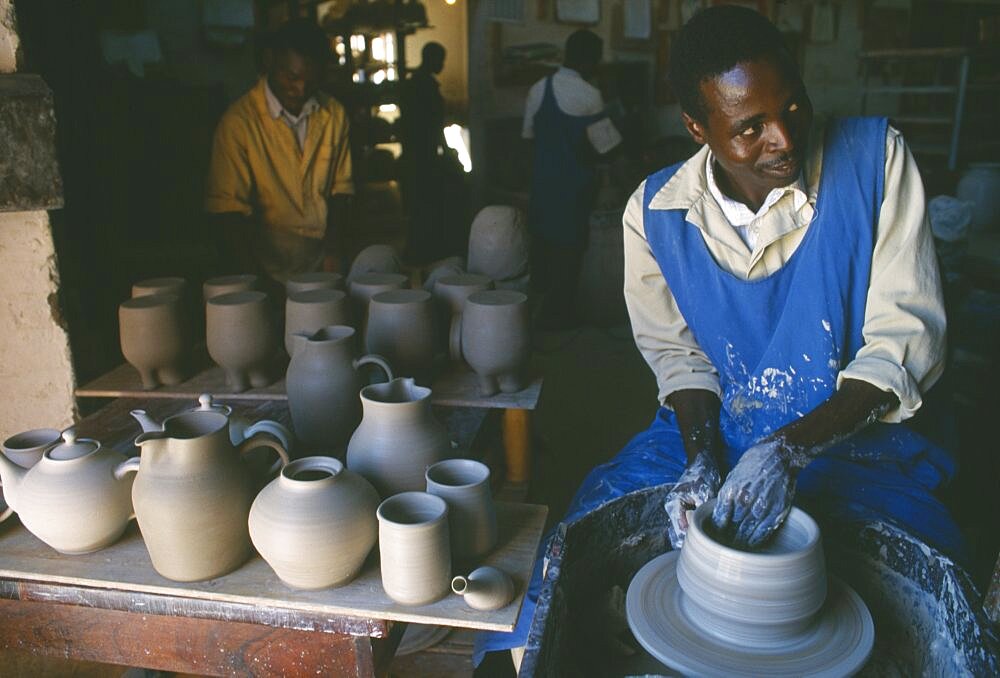 MALAWI  Dedza Pottery producing fair trade goods for export.