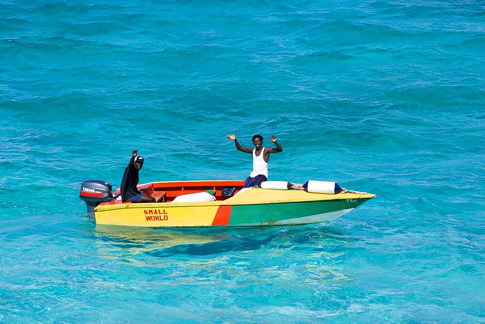 WEST INDIES St Vincent & The Grenadines Tobago Cays Water taxi from Union Island