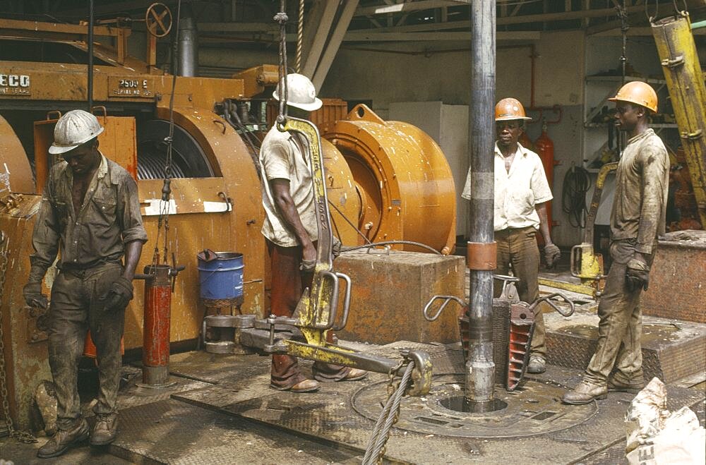 NIGERIA  Rivers State Workers on oil rig.