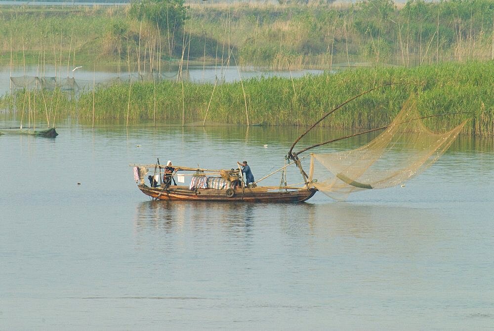 Traditional fishing boat on the Yangtze River, Yangtze, Hubei, China