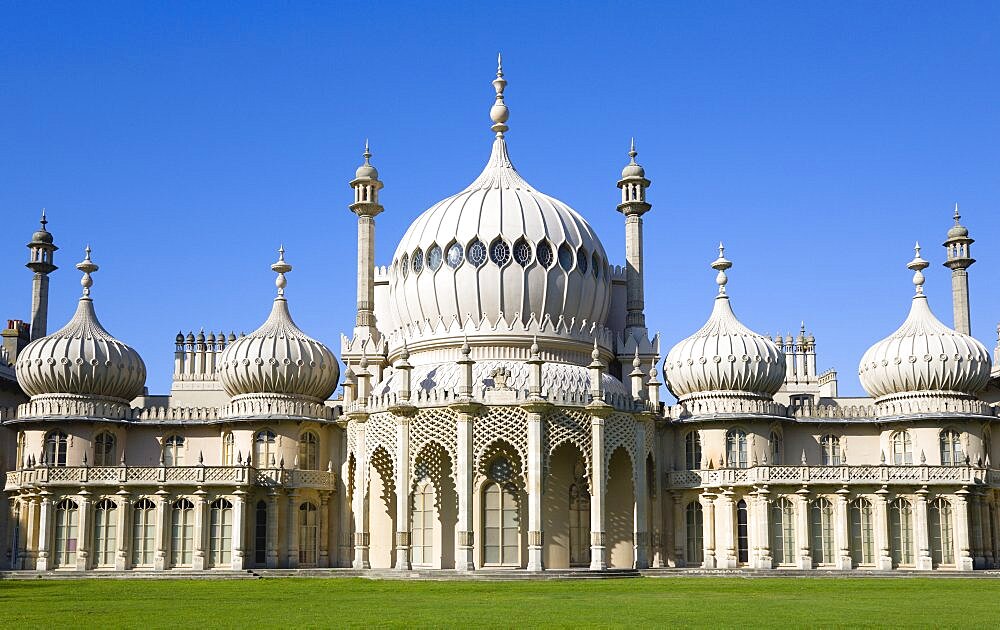 Domes of the 19th century Pavilion designed in Indo-Saracenic style by John Nash, commissioned by George Prince of Wales later King George IV, Brighton, Sussex, England, United Kingdom, Europe