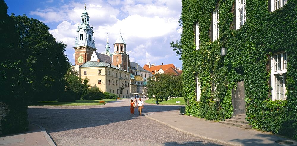 POLAND  Krakow Wawel Castle and Cathedral