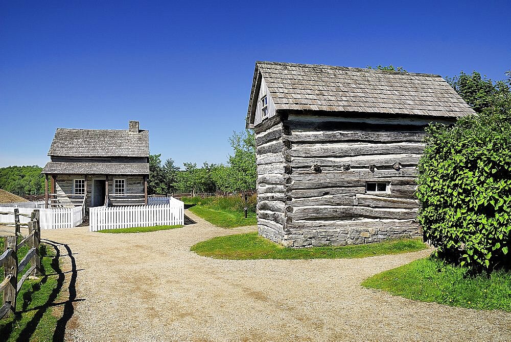 Ireland, County Tyrone, Omagh, Ulster American Folk Park, Western Pennsylvania Log House exterior