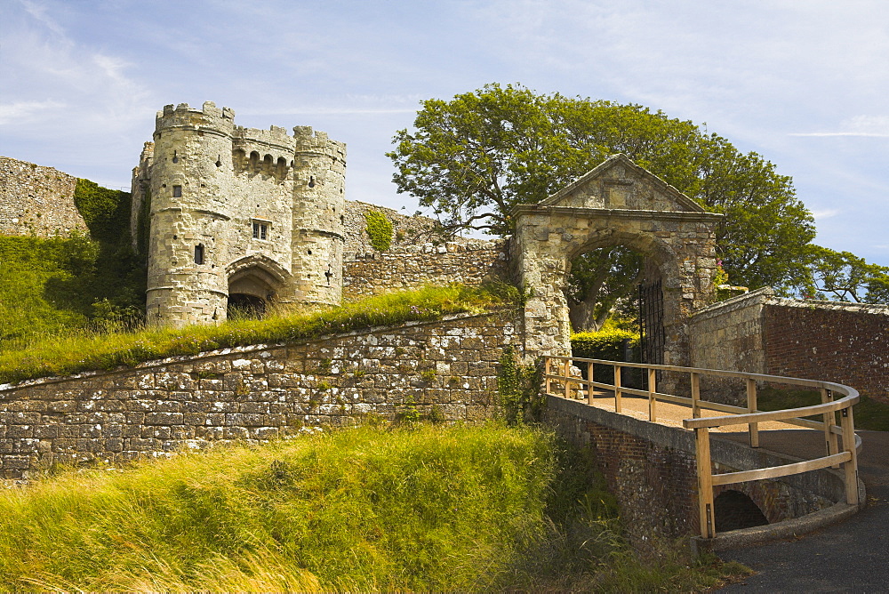 Carisbrooke Castle and Gatehouse, Isle of Wight, England, United Kingdom, Europe