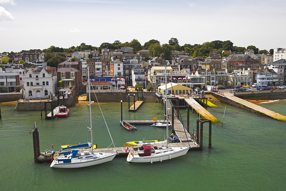 Summer in the yachting town of Cowes, Isle of Wight, England, United Kingdom, Europe