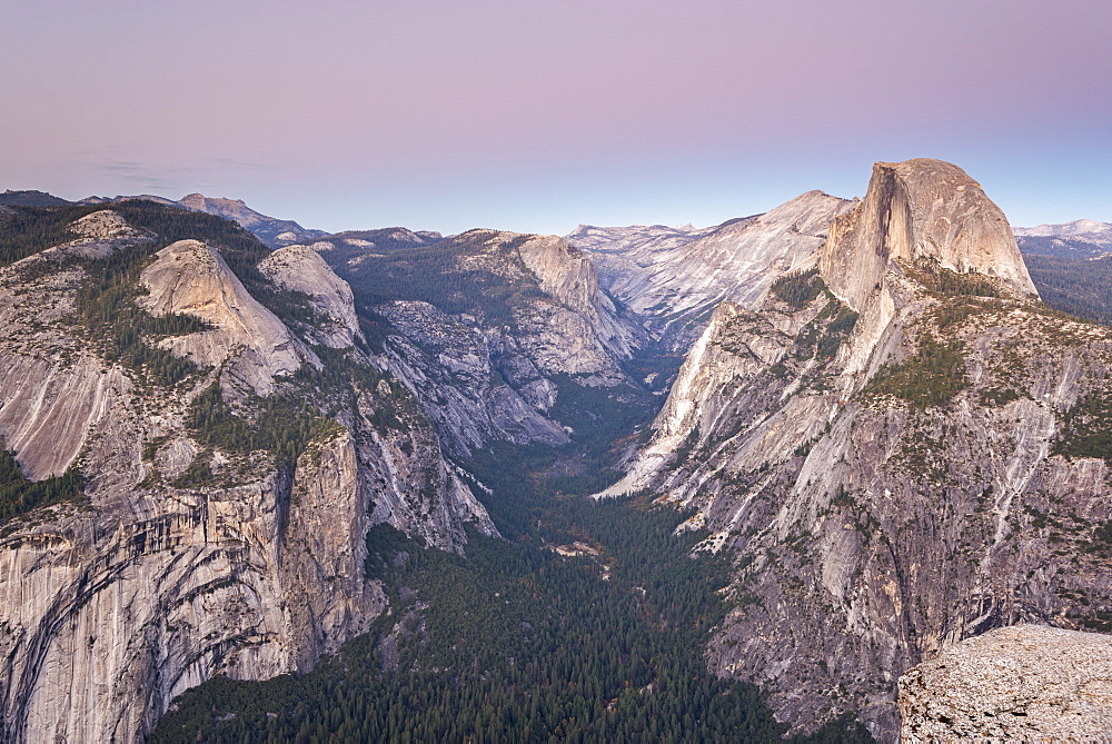 Half Dome and Yosemite Valley from Glacier Point, Yosemite National Park, UNESCO World Heritage Site, California, United States of America, North America