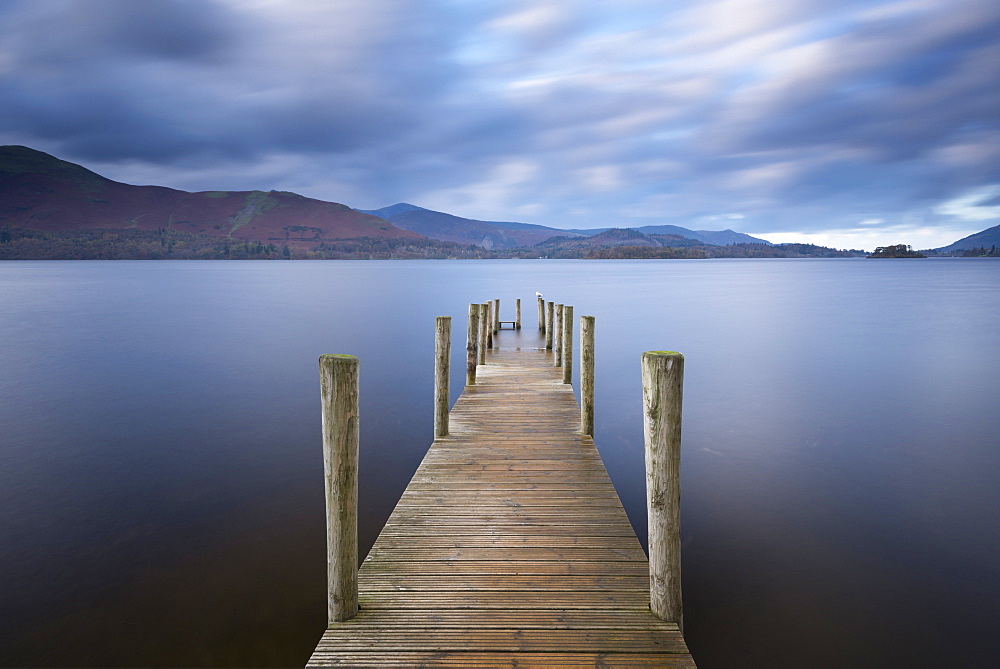 Wooden jetty at Ashness on Derwent Water, Lake District National Park, Cumbria, England, United Kingdom, Europe