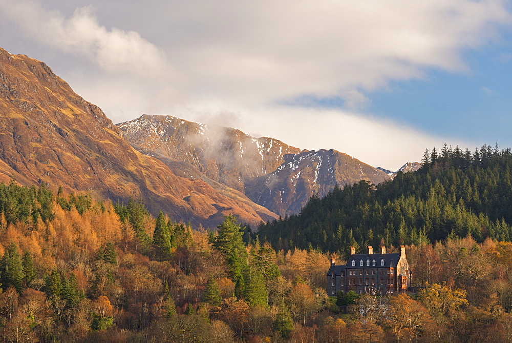 The luxurious five star Glencoe House Hotel surrounded by dramatic mountain scenery, Glencoe, Scotland, United Kingdom, Europe