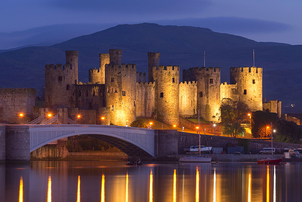 Conwy Castle illuminated at night, UNESCO World Heritage Site, Conwy, Wales, United Kingdom, Europe