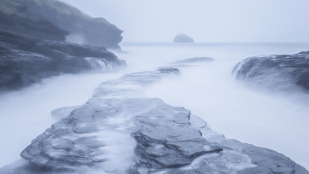 Stormy winter conditions at high tide, Trebarwith Strand, Cornwall, England, United Kingdom, Europe