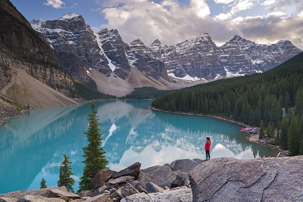 Woman looking over Moraine Lake from the Rockpile, Canadian Rockies, Banff National Park, UNESCO World Heritage Site, Alberta, Canada, North America