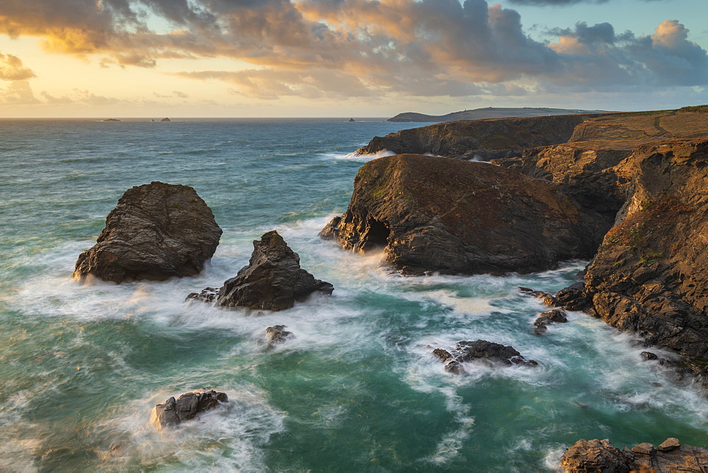 Dramatic coastal scenery near Trevose Head in North Cornwall, England, United Kingdom, Europe