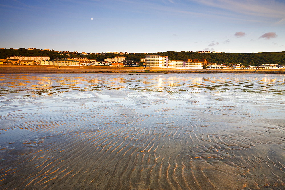 Low tide on the sandy beach at Westward Ho!, Devon, England, United Kingdom, Europe