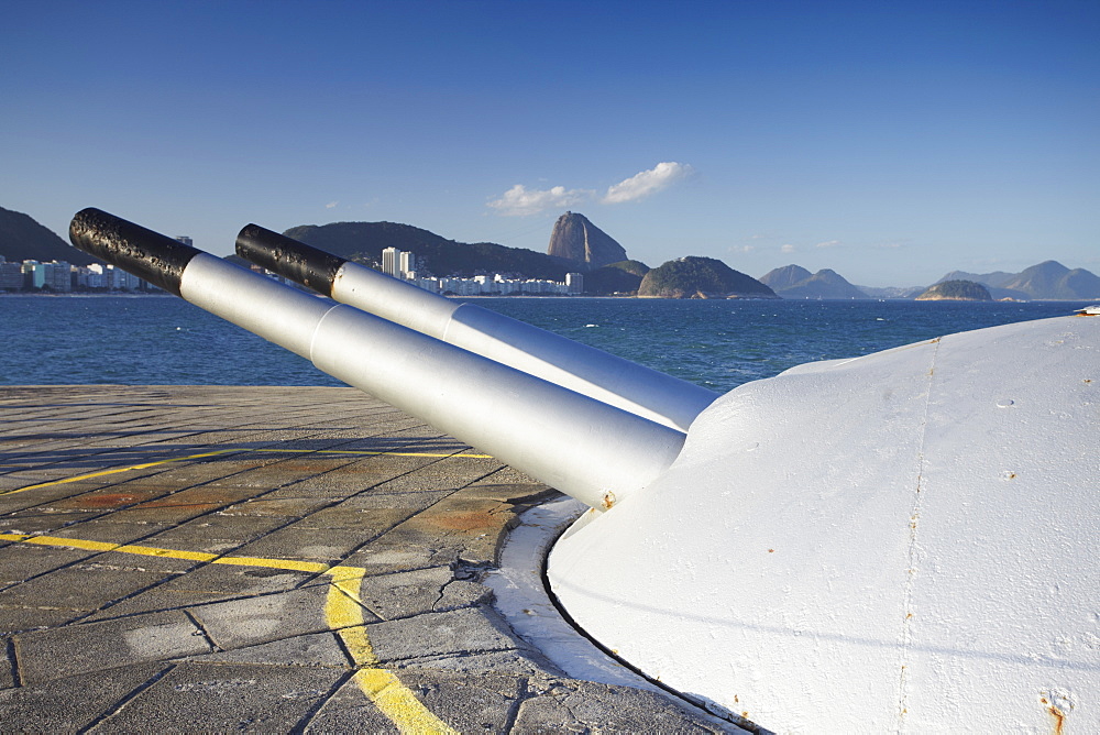 Artillery at Forte de Copacabana (Copacabana Fort), Copacabana, Rio de Janeiro, Brazil, South America 