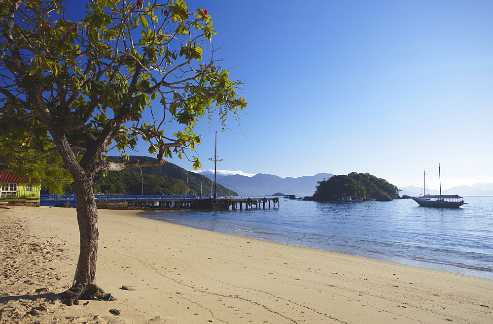 Vila do Abraao beach, Ilha Grande, Rio de Janeiro State, Brazil, South America 