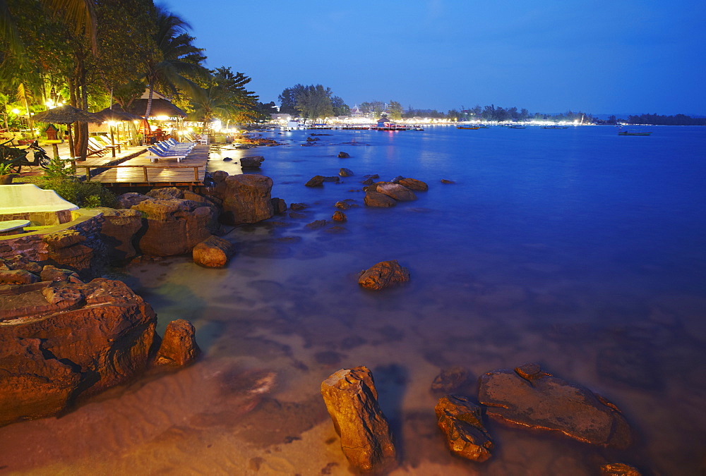 Ochheuteal Beach at dusk, Sihanoukville, Cambodia, Indochina, Southeast Asia, Asia 