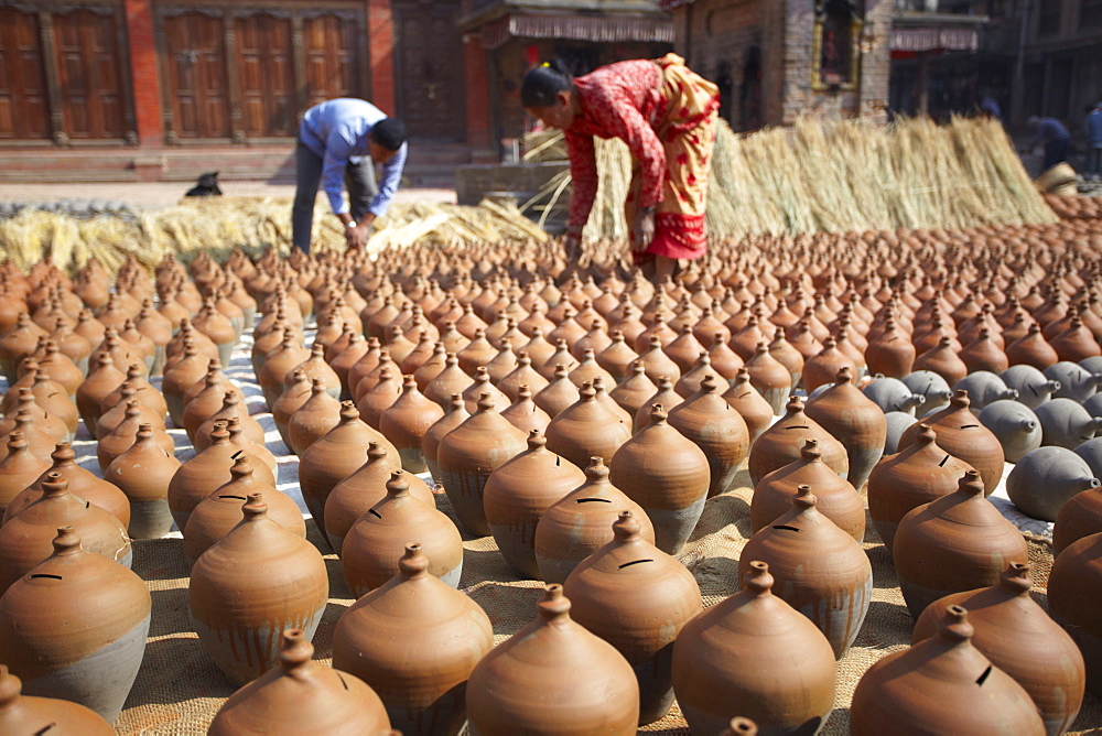 Potters' Square, Bhaktapur, UNESCO World Heritage Site, Kathmandu Valley, Nepal, Asia