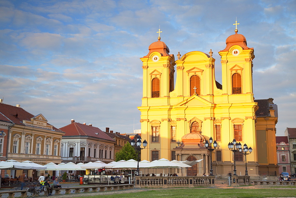 Roman Catholic Cathedral in Piata Unirii, Timisoara, Banat, Romania, Europe 