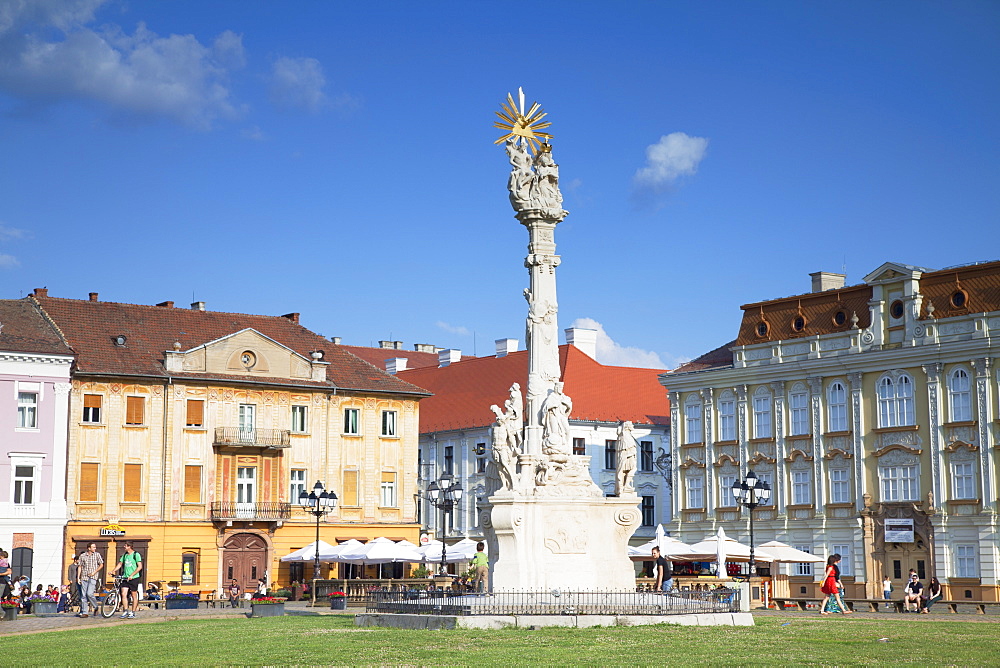 Trinity Column in Piata Unirii, Timisoara, Banat, Romania, Europe 