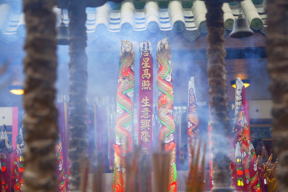 Incense at Che Kung Temple, Shatin, New Territories, Hong Kong, China, Asia