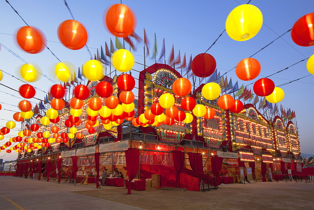 West Kowloon Bamboo Theatre at dusk, Kowloon, Hong Kong, China, Asia