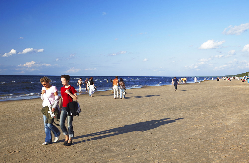 People walking on Majori Beach, Jumala, Riga, Latvia, Baltic States, Europe