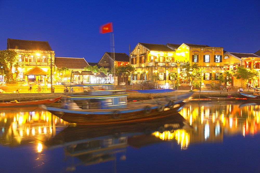 Hoi An at dusk, Hoi An, UNESCO World Heritage Site, Quang Nam, Vietnam, Indochina, Southeast Asia, Asia