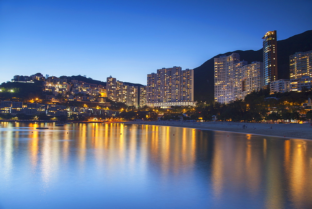 Repulse Bay at dusk, Hong Kong Island, Hong Kong, China, Asia