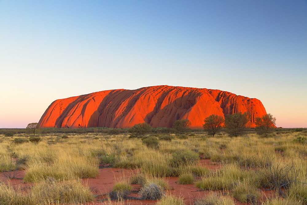 Uluru, UNESCO World Heritage Site, Uluru-Kata Tjuta National Park, Northern Territory, Australia, Pacific