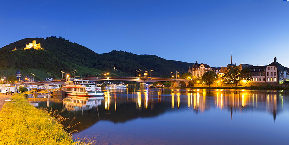 View of River Moselle and Bernkastel-Kues at dusk, Rhineland-Palatinate, Germany, Europe