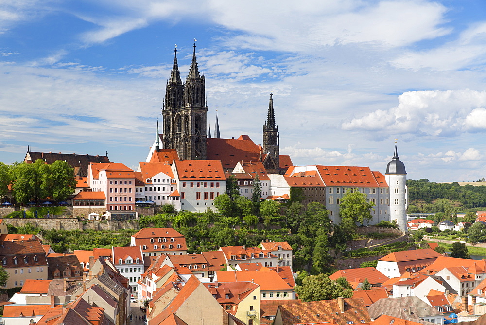 View of Cathedral and Albrechtsburg, Meissen, Saxony, Germany, Europe