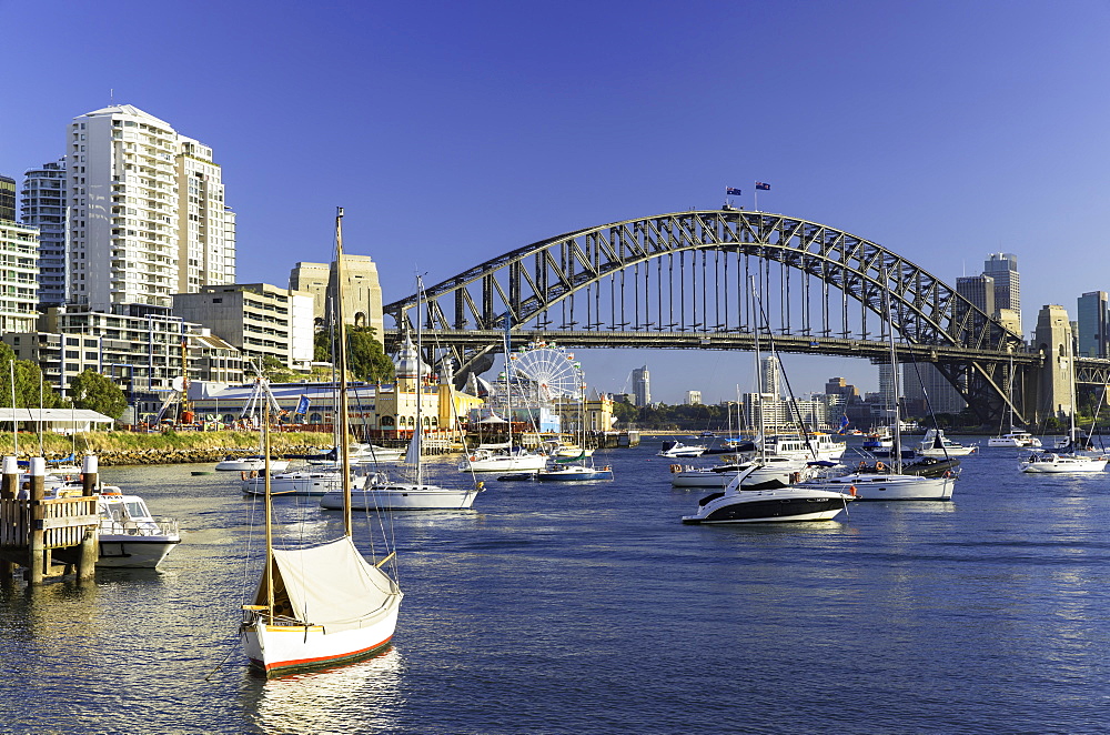 Sydney Harbour Bridge from Lavender Bay, Sydney, New South Wales, Australia, Pacific