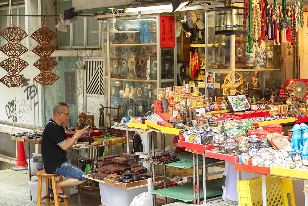 Stall at Cat Street Antiques Market, Central, Hong Kong, China, Asia