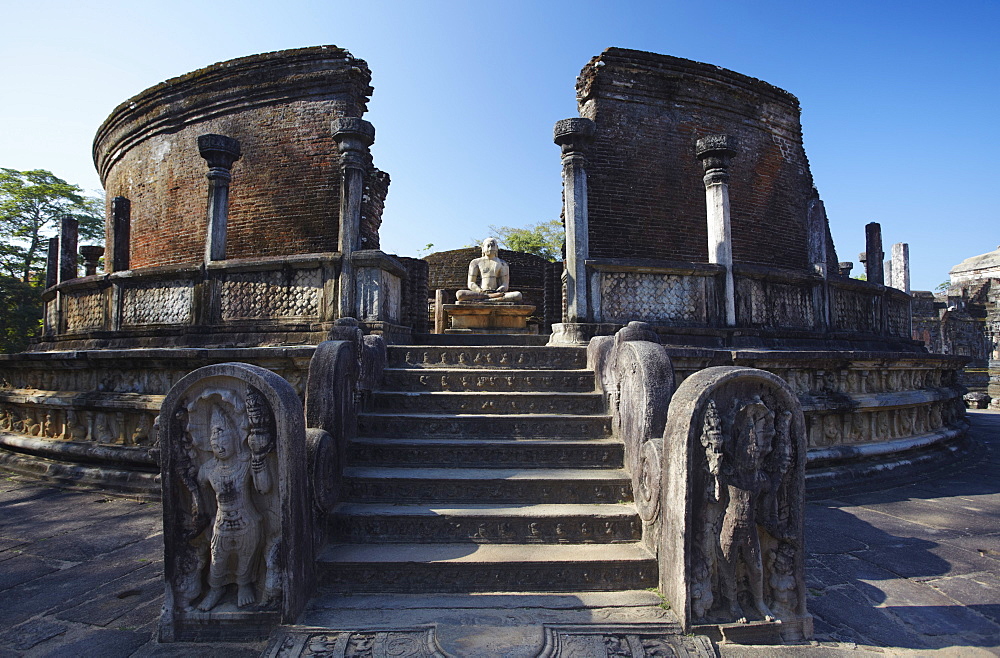 Vatadage, Quadrangle, Polonnaruwa, UNESCO World Heritage Site, North Central Province, Sri Lanka, Asia