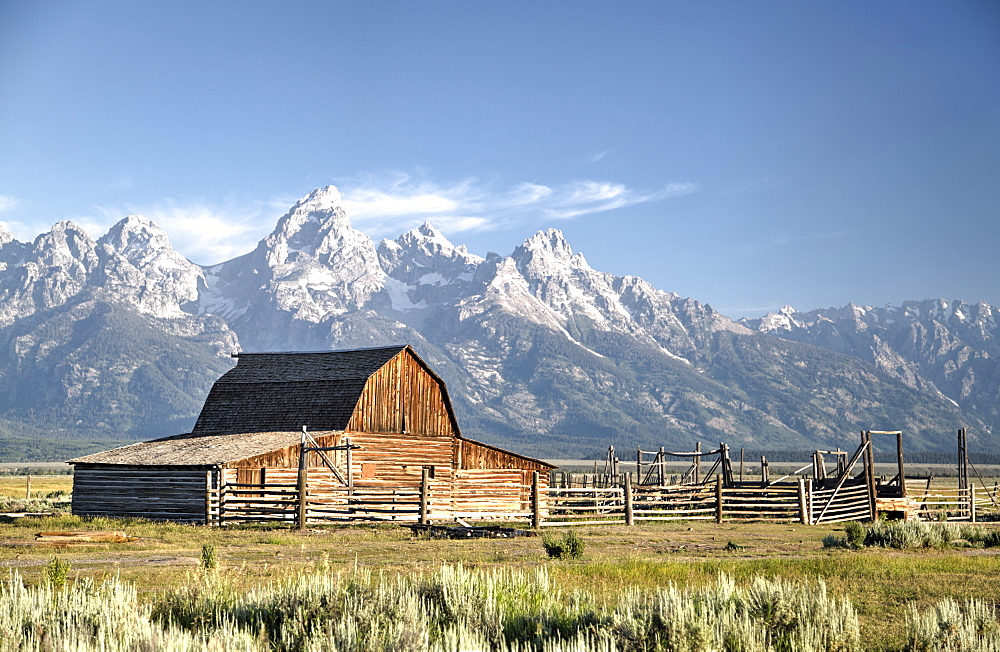 USA, Wyoming, Grand Teton National Park, Mormon Row, dates from 1890's, John Moulton Homestead, Barn