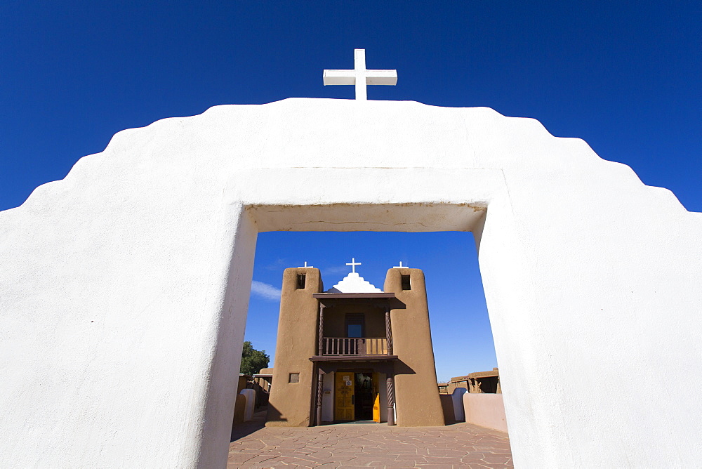 San Geronimo Chapel, Taos Pueblo, UNESCO World Heritage Site, Pueblo dates to 1000 AD, New Mexico, United States of America, North America