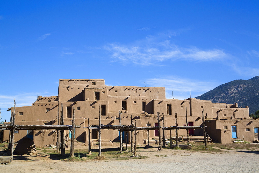 Taos Pueblo, UNESCO World Heritage Site, Pueblo dates to 1000 AD, New Mexico, United States of America, North America