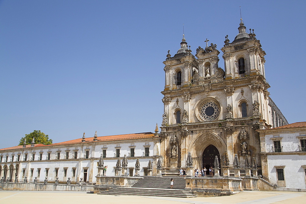 Monastery of Santa Maria de Alcobaca, UNESCO World Heritage Site, Alcobaca, Centro, Portugal, Europe