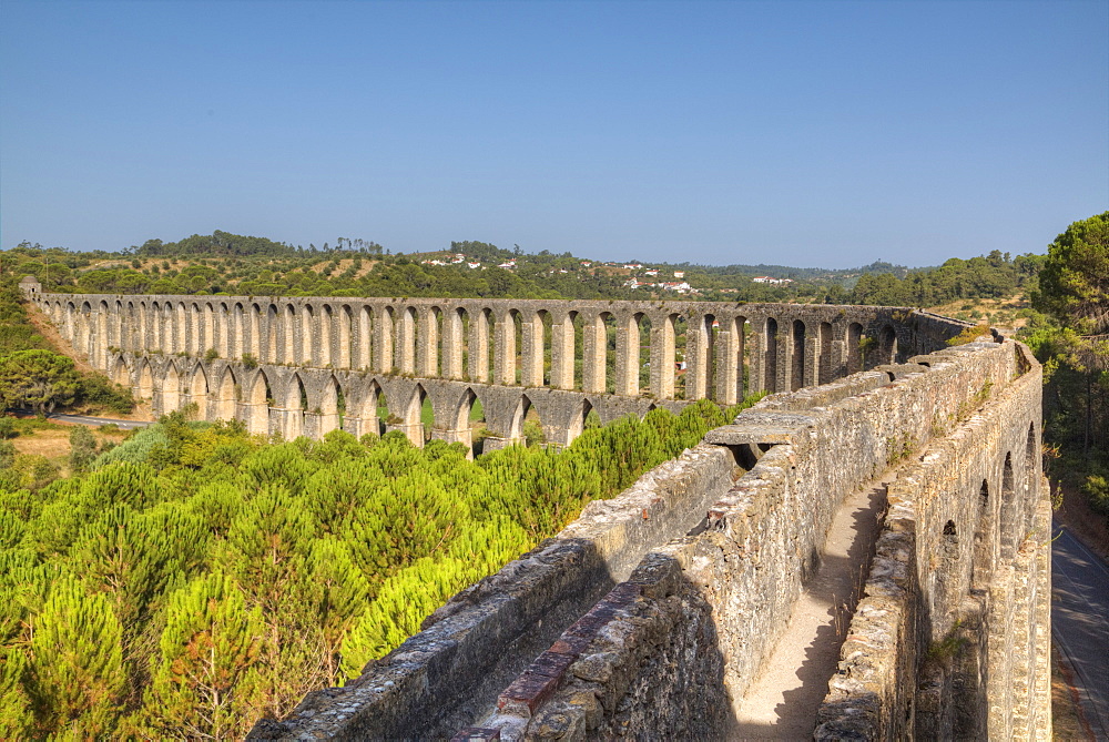 Roman Aqueduct, Pegoes, Portugal, Europe