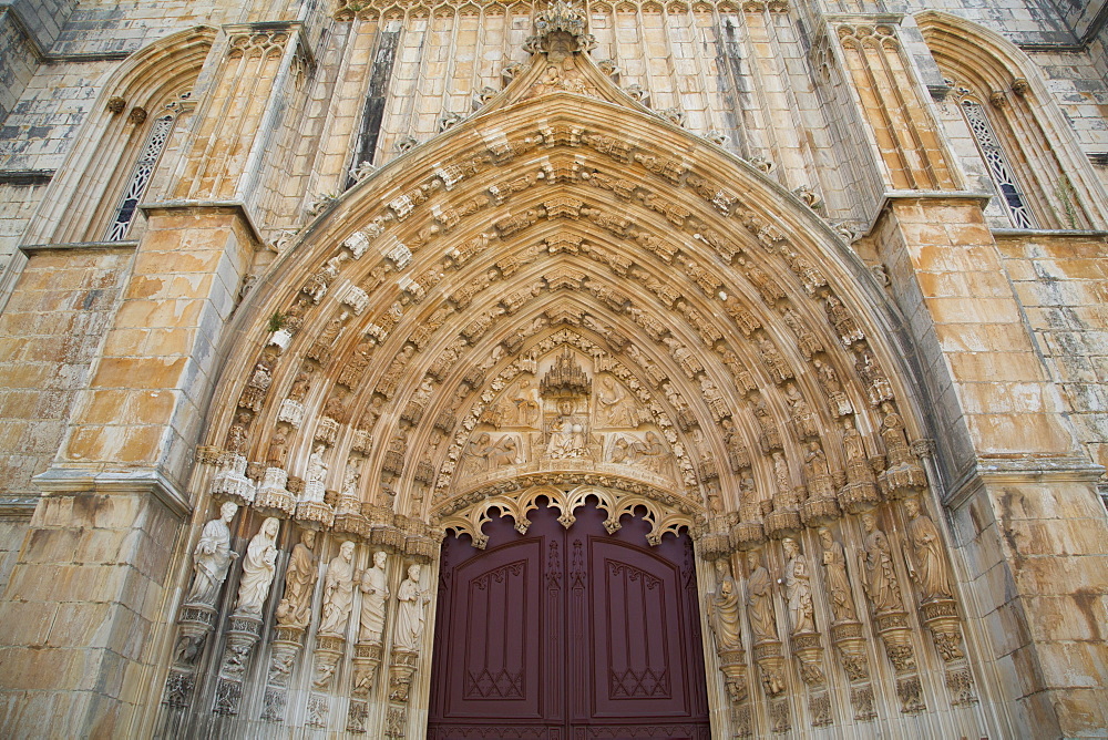 Detail above western door, The Dominican Abbey of Santa Maria da Vitoria, UNESCO World Heritage Site, Batalha, Leiria District, Portugal, Europe